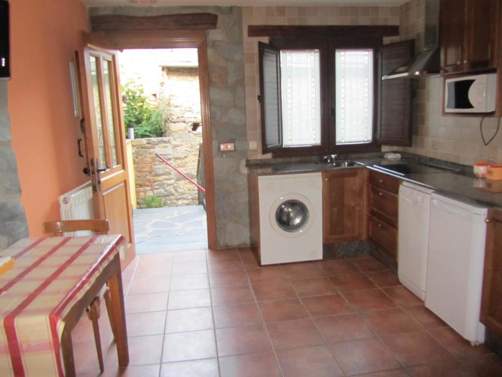 Tia Maria Bed and Breakfast Cerredo Δωμάτιο φωτογραφία