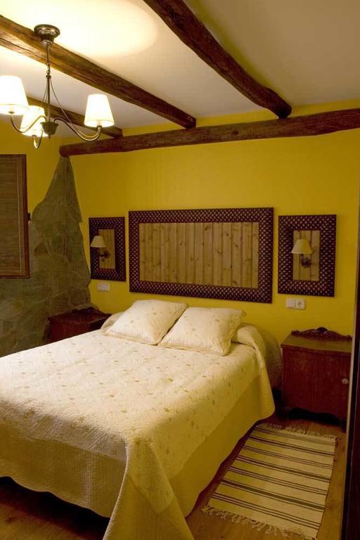 Tia Maria Bed and Breakfast Cerredo Δωμάτιο φωτογραφία